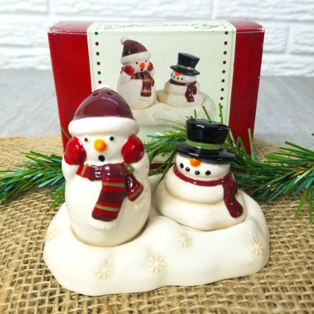 Melting Snowman Salt & Pepper Shakers